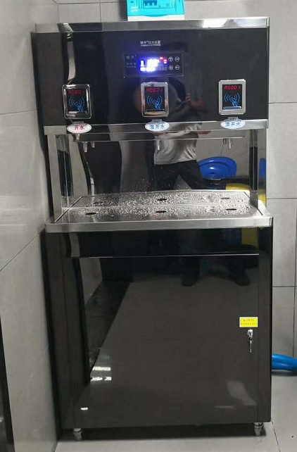 甘肅三龍頭商用飲水機